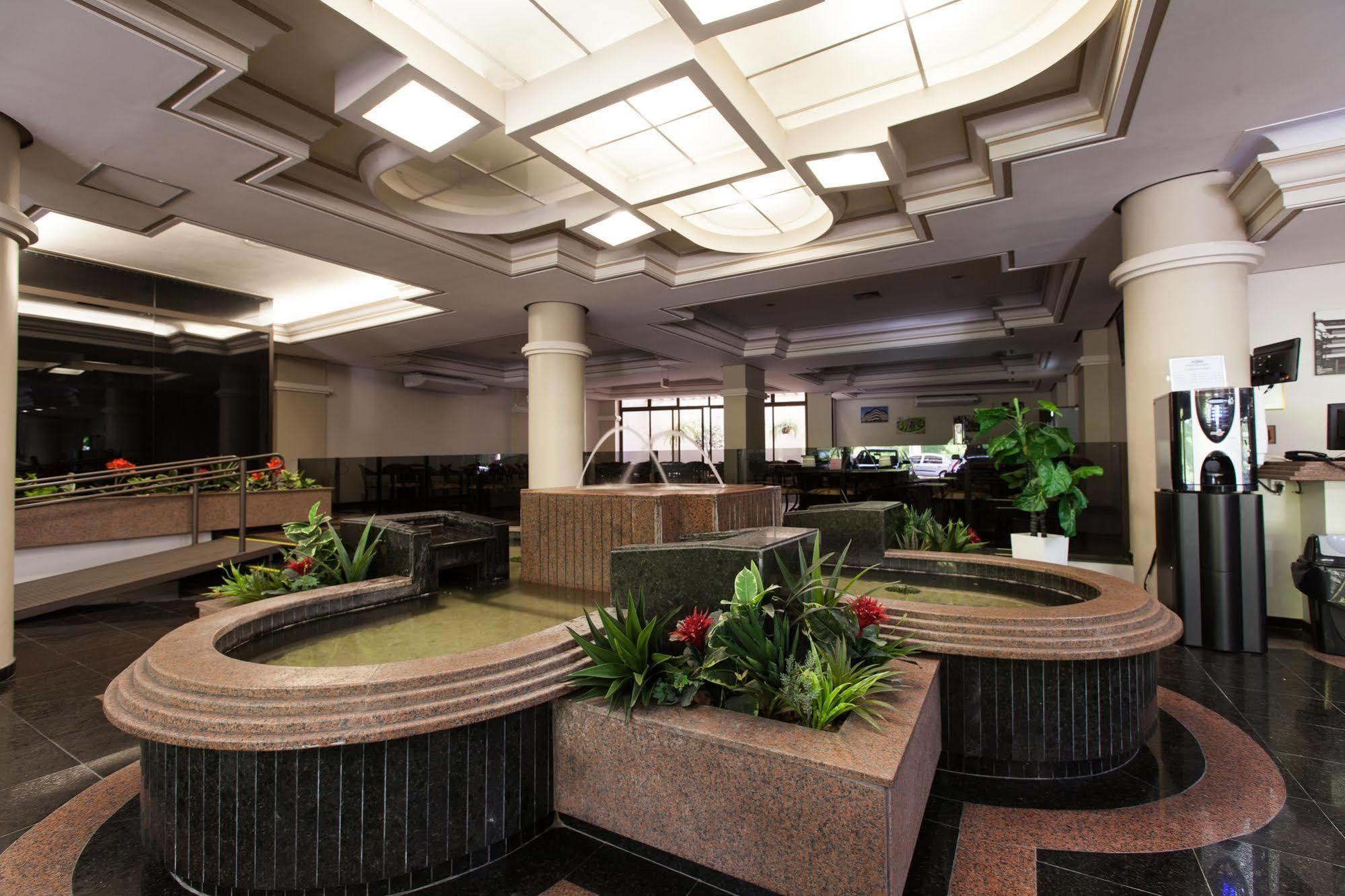 Hotel Mansiones ブルメナウ エクステリア 写真
